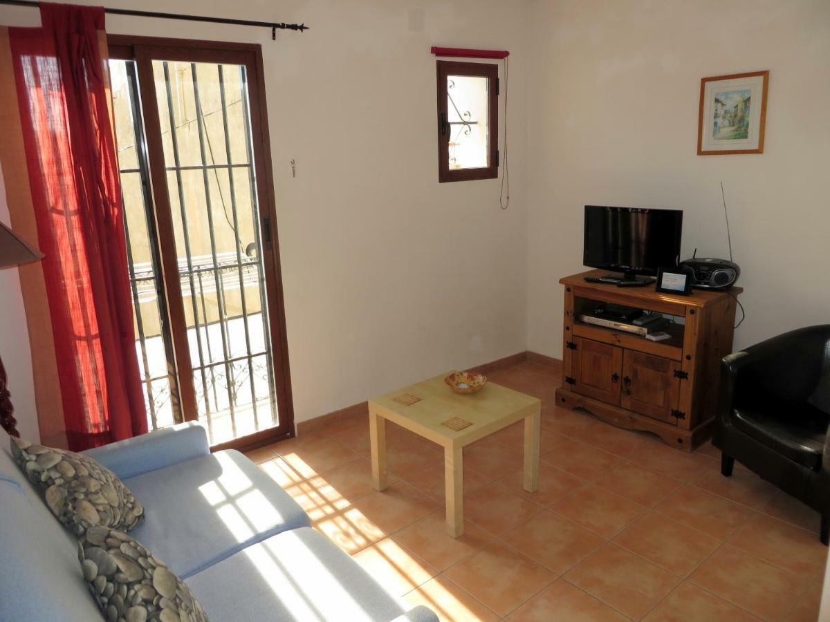 Piso Mettenza Altea Bagian luar foto