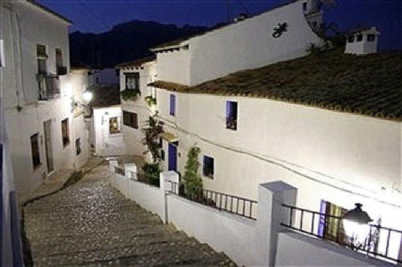 Piso Mettenza Altea Bagian luar foto